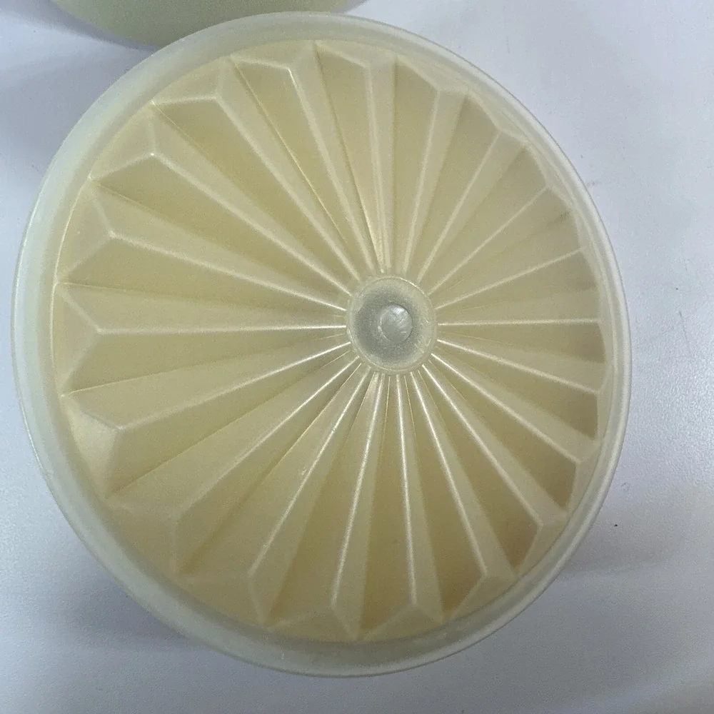 Vintage 70's Tupperware Creamer Push n Seal Top Tan NOS Harvest Gold 1414-2